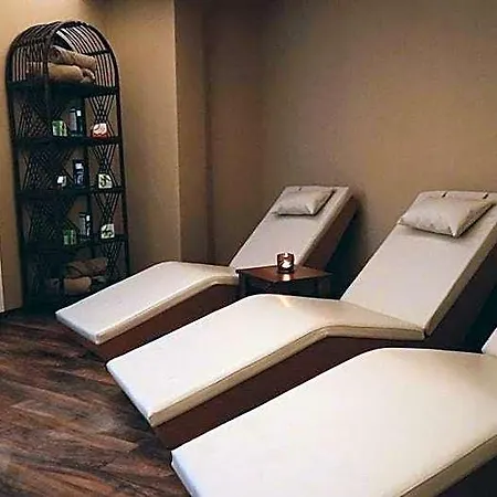 Otel Forest Village 5*