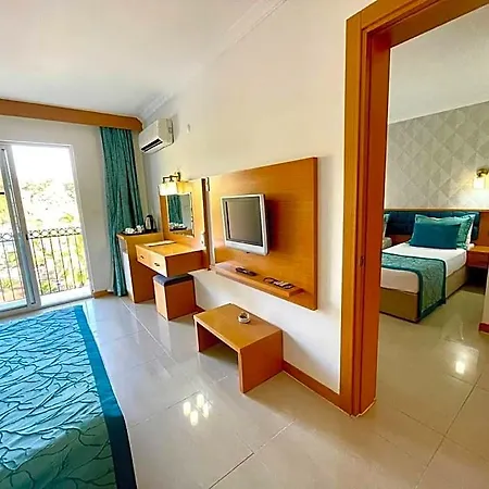 Forest Village Ξενοδοχείο Cedit